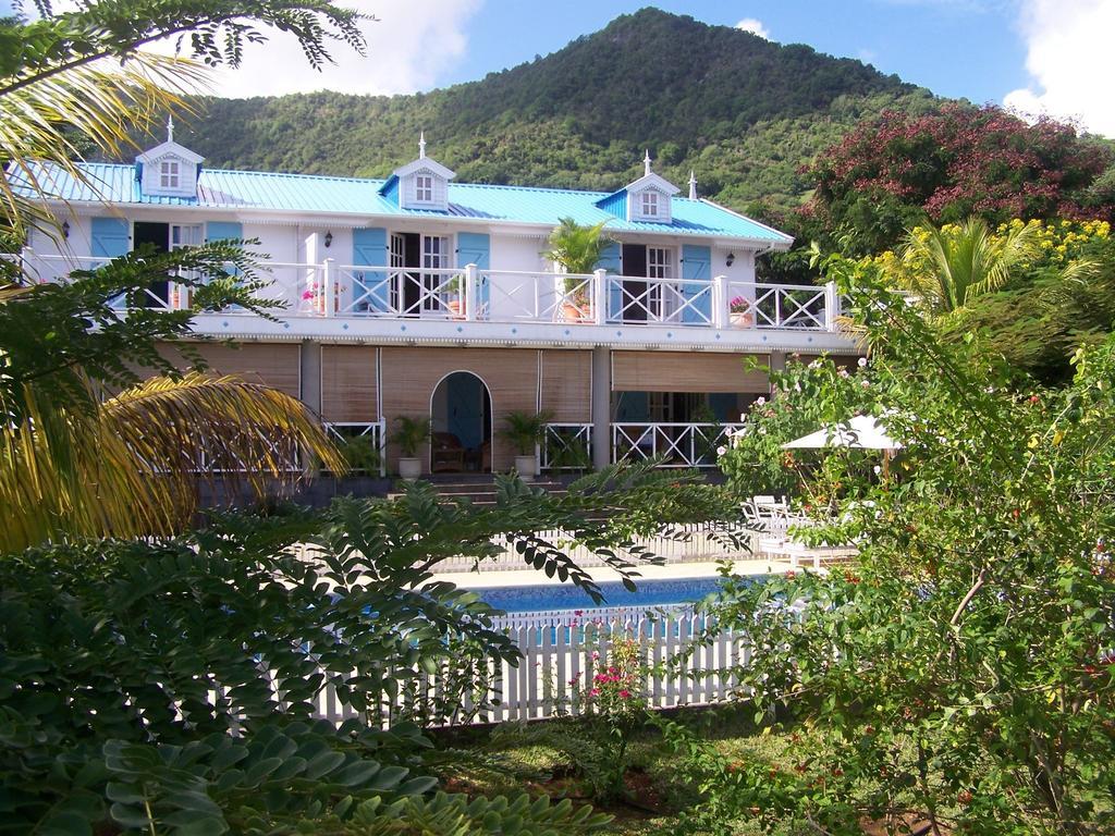 Bed And Breakfast Maison Papaye La Gaulette Exterior foto